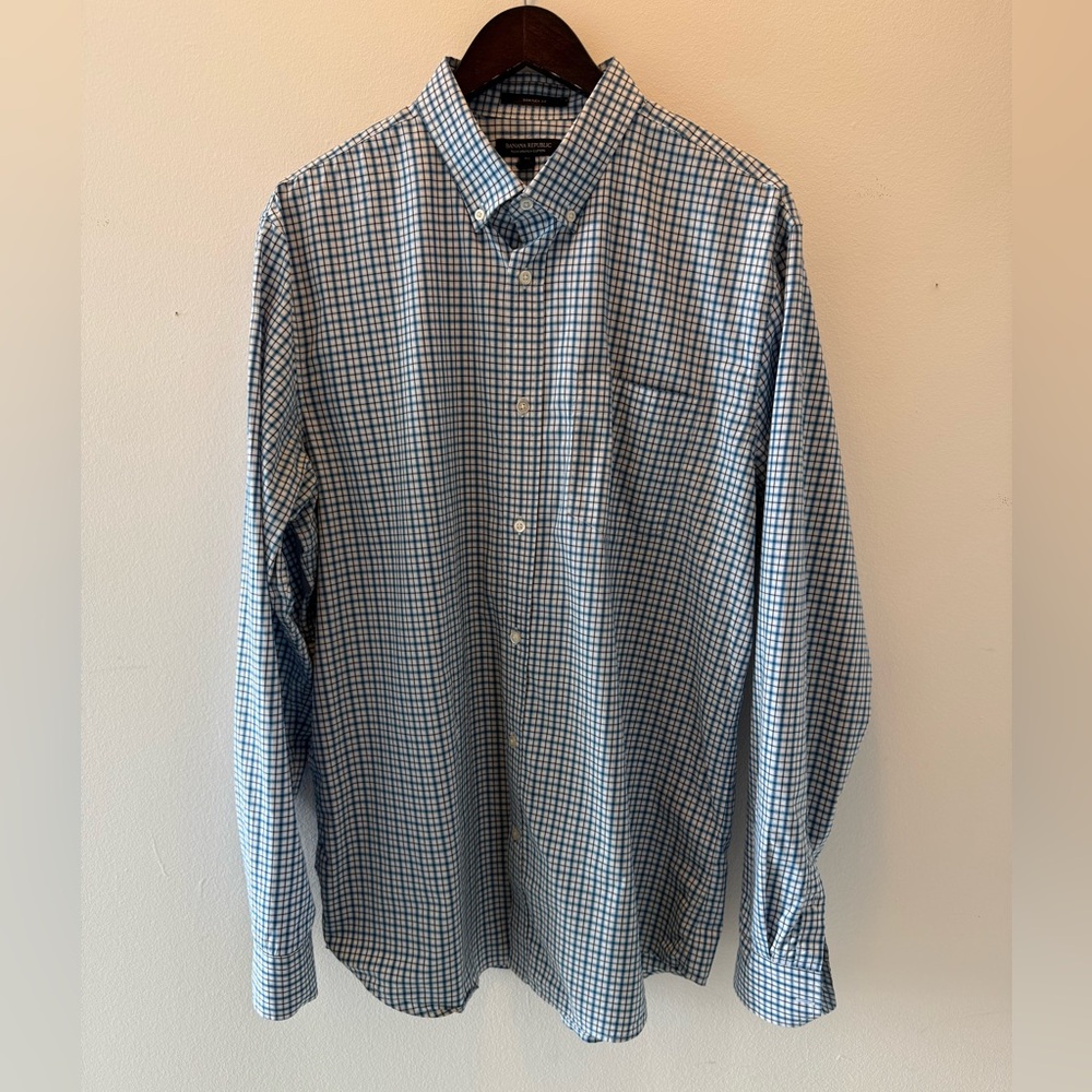 Banana Republic slim flex fit button-down shirt